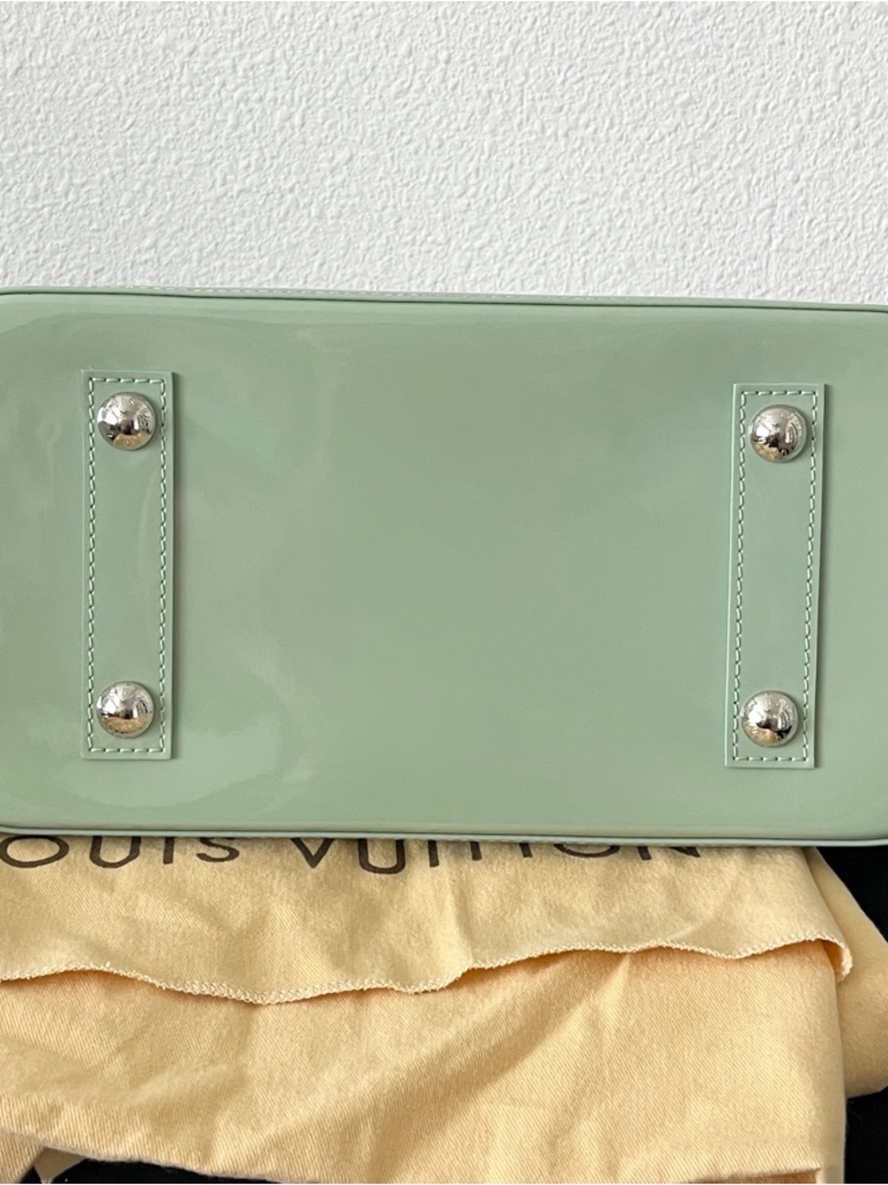 Louis Vuitton Alma PM Electric Epi Leather Green Satchel Bag Silver Hardware - Picture 7 of 10
